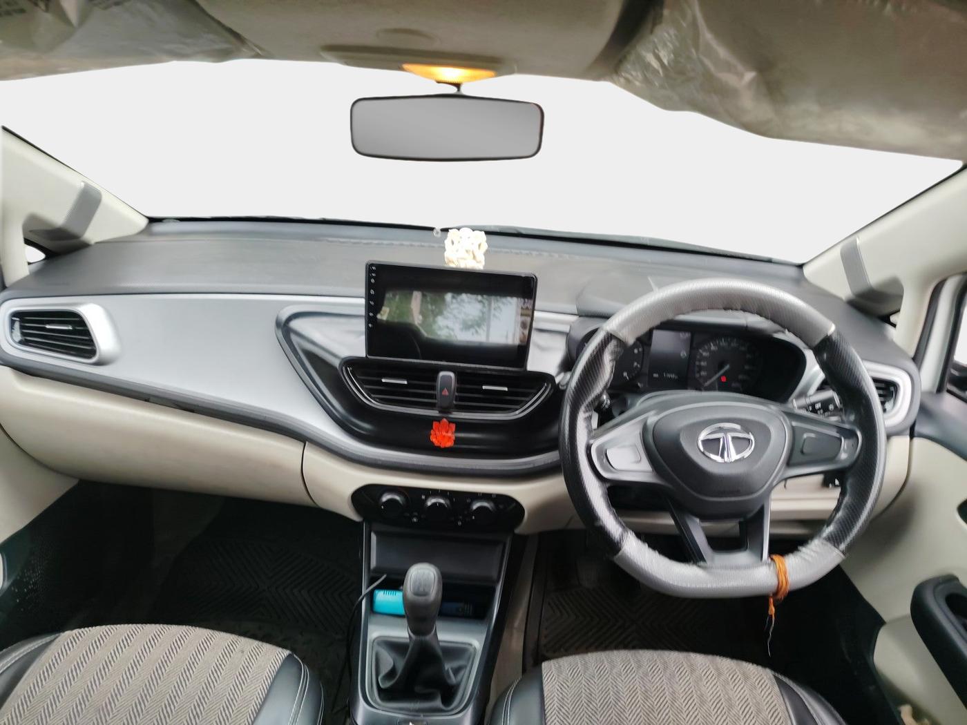 2021 Tata ALTROZ XE PETROL, Petrol, Manual, 71,444 km, interior
