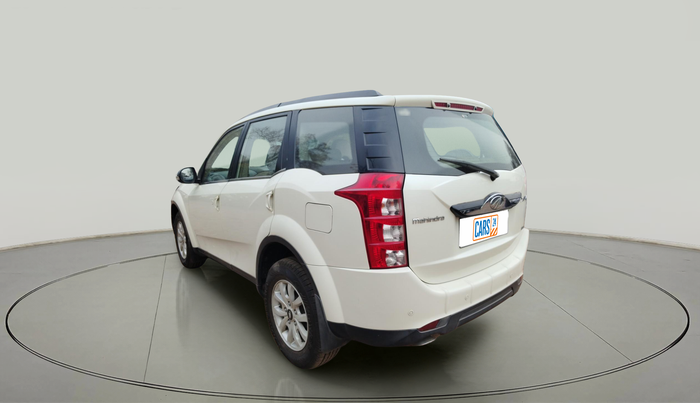 2015 Mahindra XUV500 W10, Diesel, Manual, 1,08,787 km, exterior