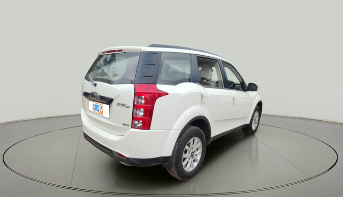 2015 Mahindra XUV500 W10, Diesel, Manual, 1,08,787 km, exterior