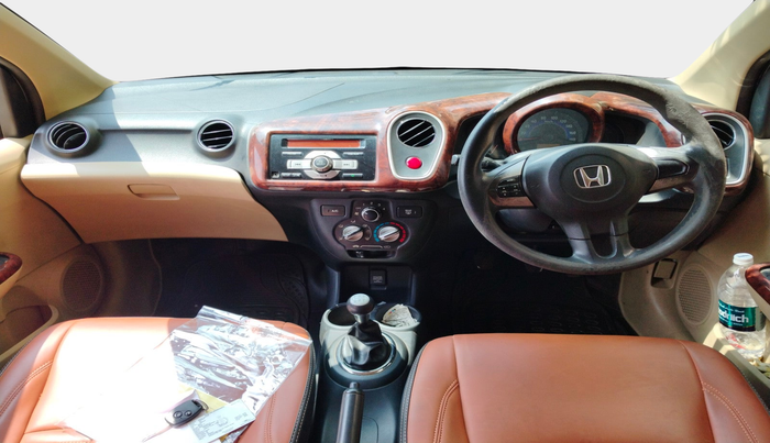2015 Honda Mobilio 1.5L I-VTEC S, Petrol, Manual, 1,16,248 km, interior