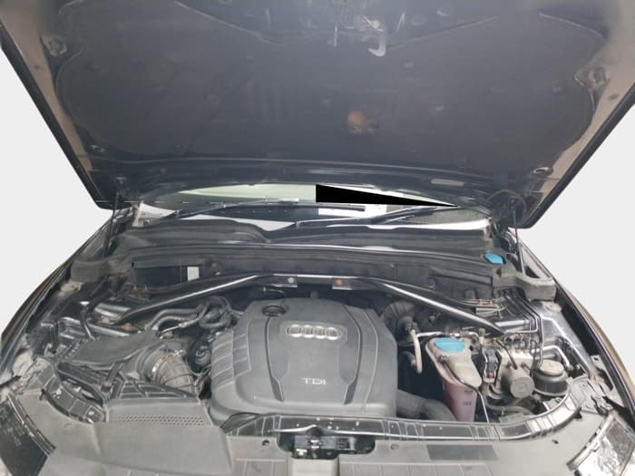 2012 Audi Q5 2.0 TDI QUATTRO, Diesel, Automatic, 1,53,674 km, exterior