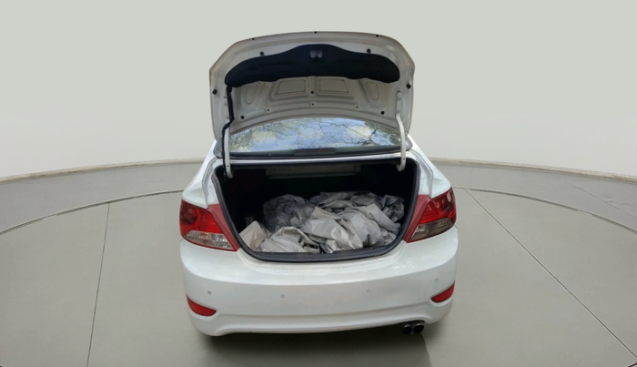 2013 Hyundai Verna FLUIDIC 1.6 CRDI SX, Diesel, Manual, 1,99,203 km, exterior