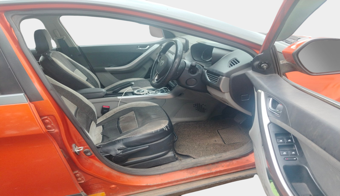 2018 Tata NEXON XZA PLUS DIESEL DUAL TONE, Diesel, Automatic, 81,487 km, interior