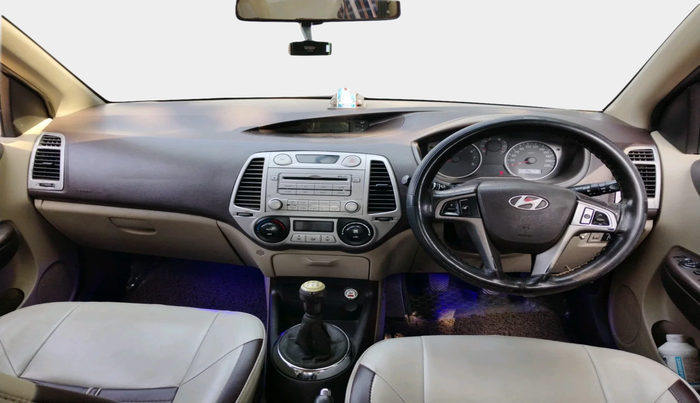 2011 Hyundai i20 ASTA 1.2, Petrol, Manual, 1,10,145 km, interior