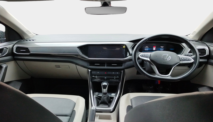 2024 Volkswagen TAIGUN  Topline 1.0 TSI AT (Electric Seats), Petrol, Automatic, 8,328 km, interior
