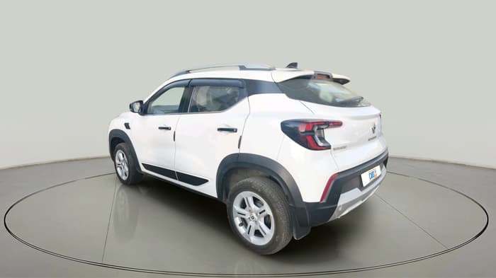 2022 Renault Kiger RXT MT, Petrol, Manual, 56,018 km, exterior