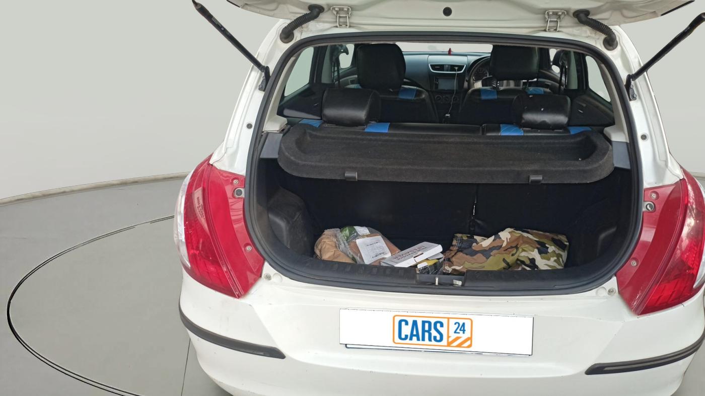 2016 Maruti Swift VXI, Petrol, Manual, 82,096 km, exterior