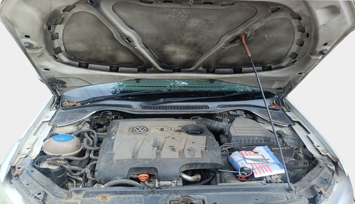 2013 Volkswagen Vento TRENDLINE DIESEL 1.6, Diesel, Manual, 1,13,653 km, exterior