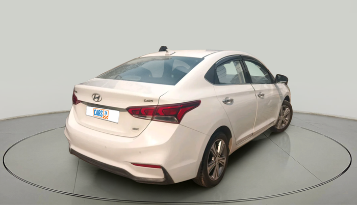 2018 Hyundai Verna 1.6 SX (O) CRDI MT, Diesel, Manual, 63,992 km, exterior