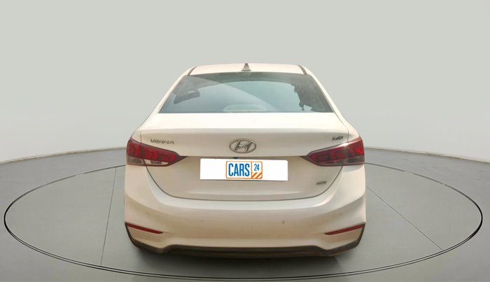 2018 Hyundai Verna 1.6 SX (O) CRDI MT, Diesel, Manual, 63,992 km, exterior