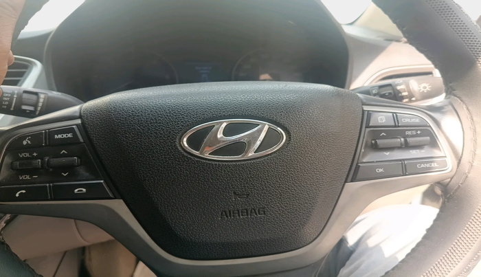 2018 Hyundai Verna 1.6 SX (O) CRDI MT, Diesel, Manual, 63,992 km, interior