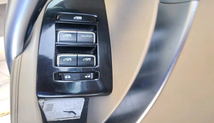 2021 MG HECTOR SHARP 2.0 DIESEL, Diesel, Manual, 1,02,100 km, interior