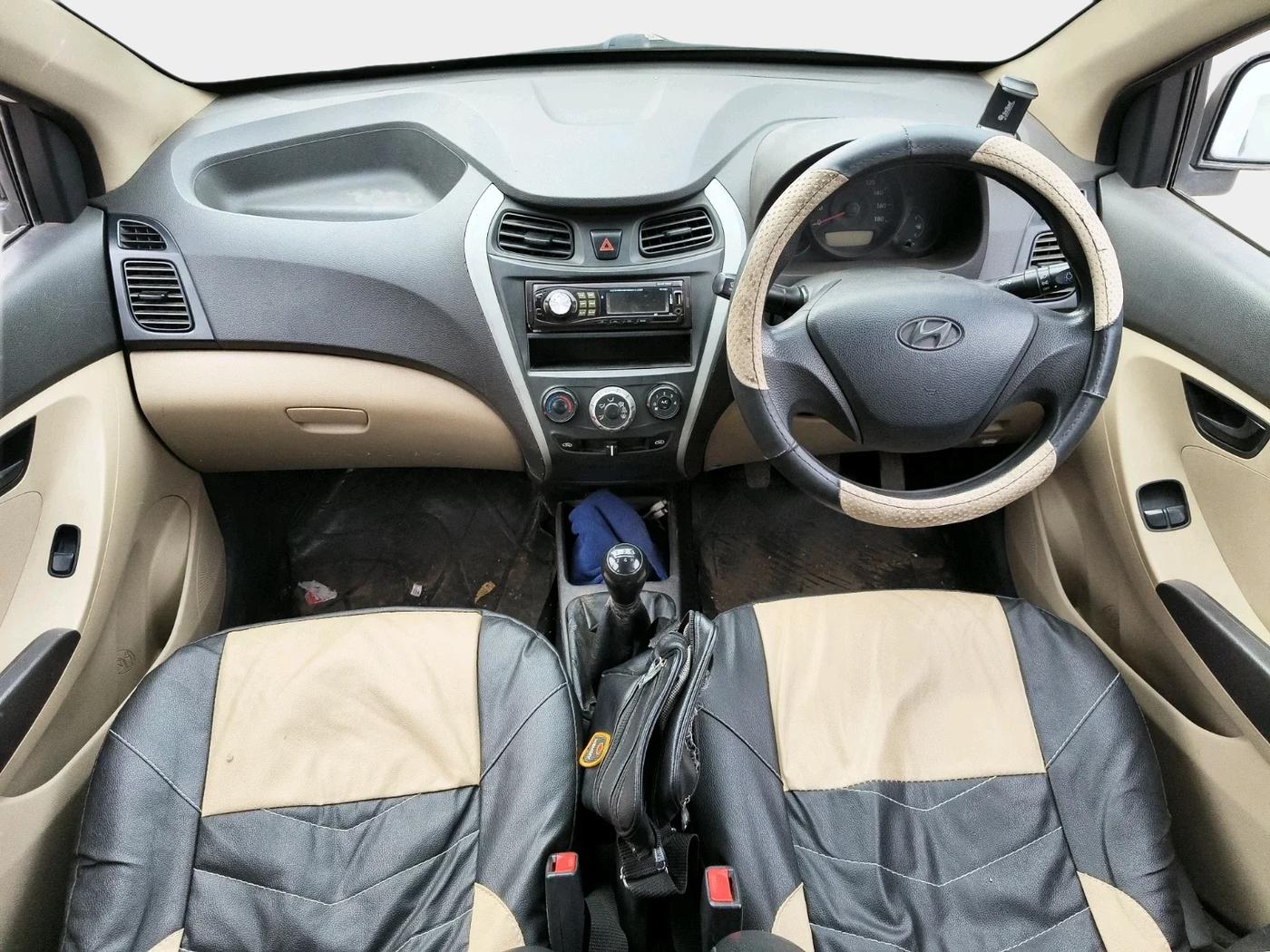 2018 Hyundai Eon ERA +, Petrol, Manual, 52,412 km, interior