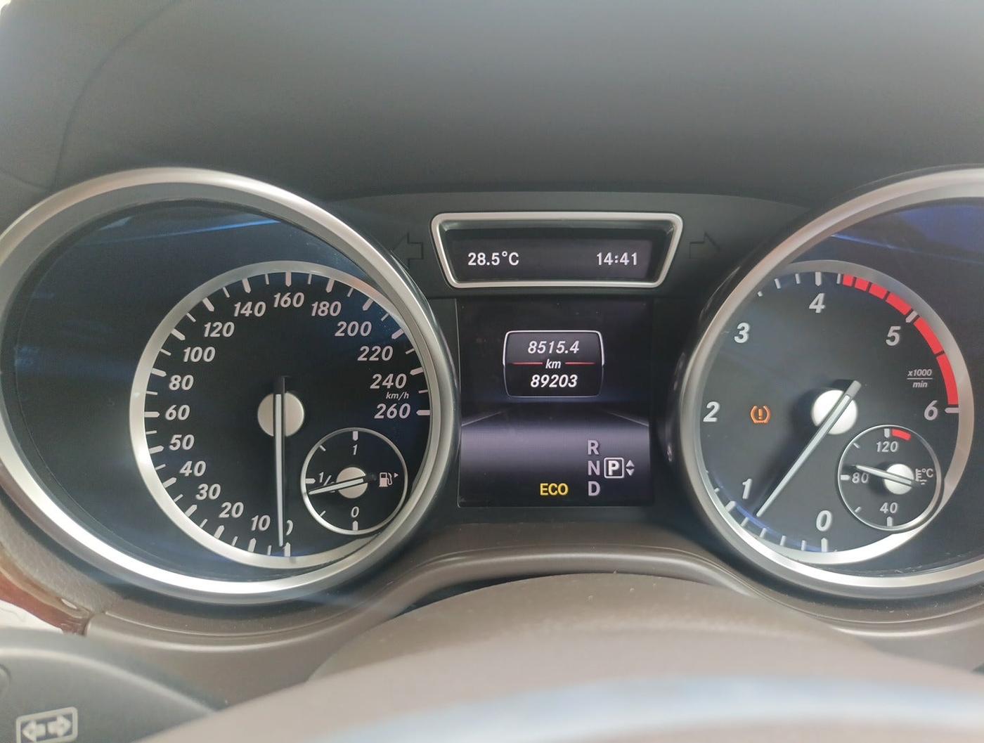 2014 Mercedes Benz Ml Class 350 CDI, Diesel, Automatic, 90,000 km, interior