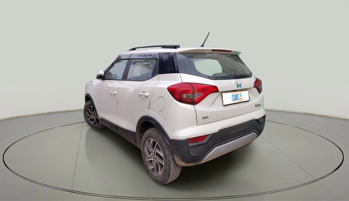 2022 Mahindra XUV300 W8 (O) 1.2 PETROL, Petrol, Manual, 1,04,670 km, exterior