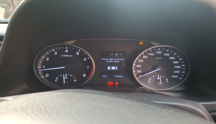 2019 Hyundai New Elantra 2.0 SX MT PETROL, Petrol, Manual, 71,948 km, interior