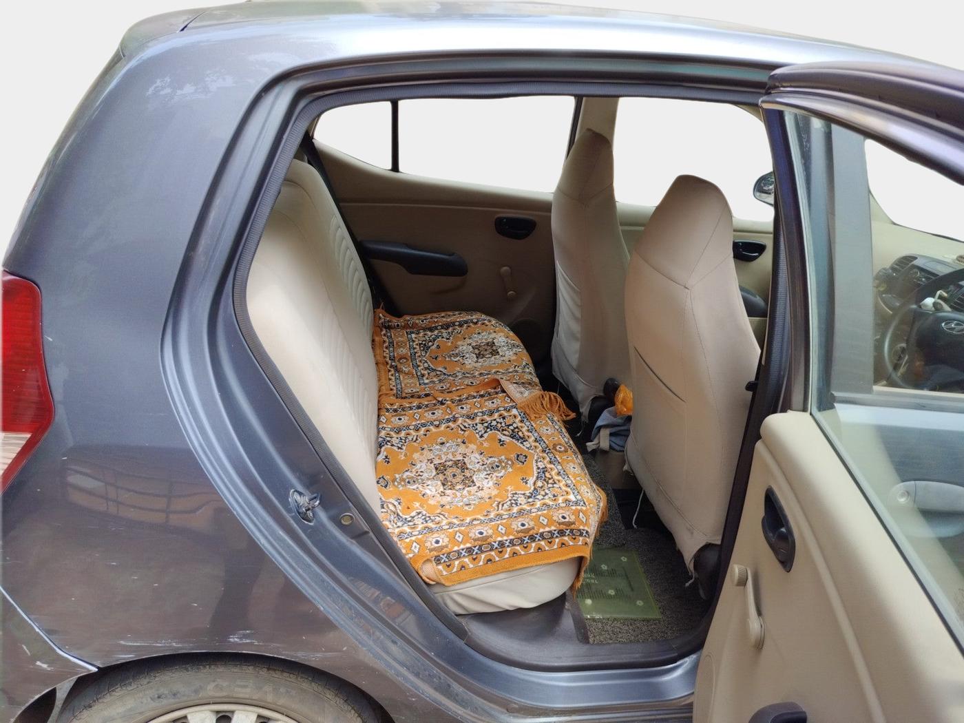 2010 Hyundai i10 ERA 1.1, Petrol, Manual, 94,157 km, interior