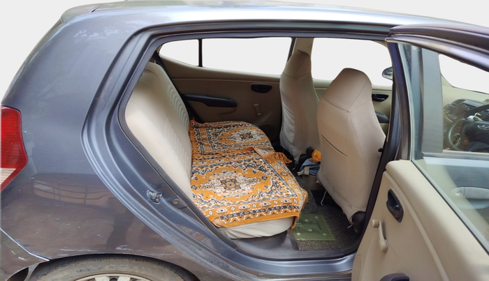 2010 Hyundai i10 ERA 1.1, Petrol, Manual, 94,157 km, interior