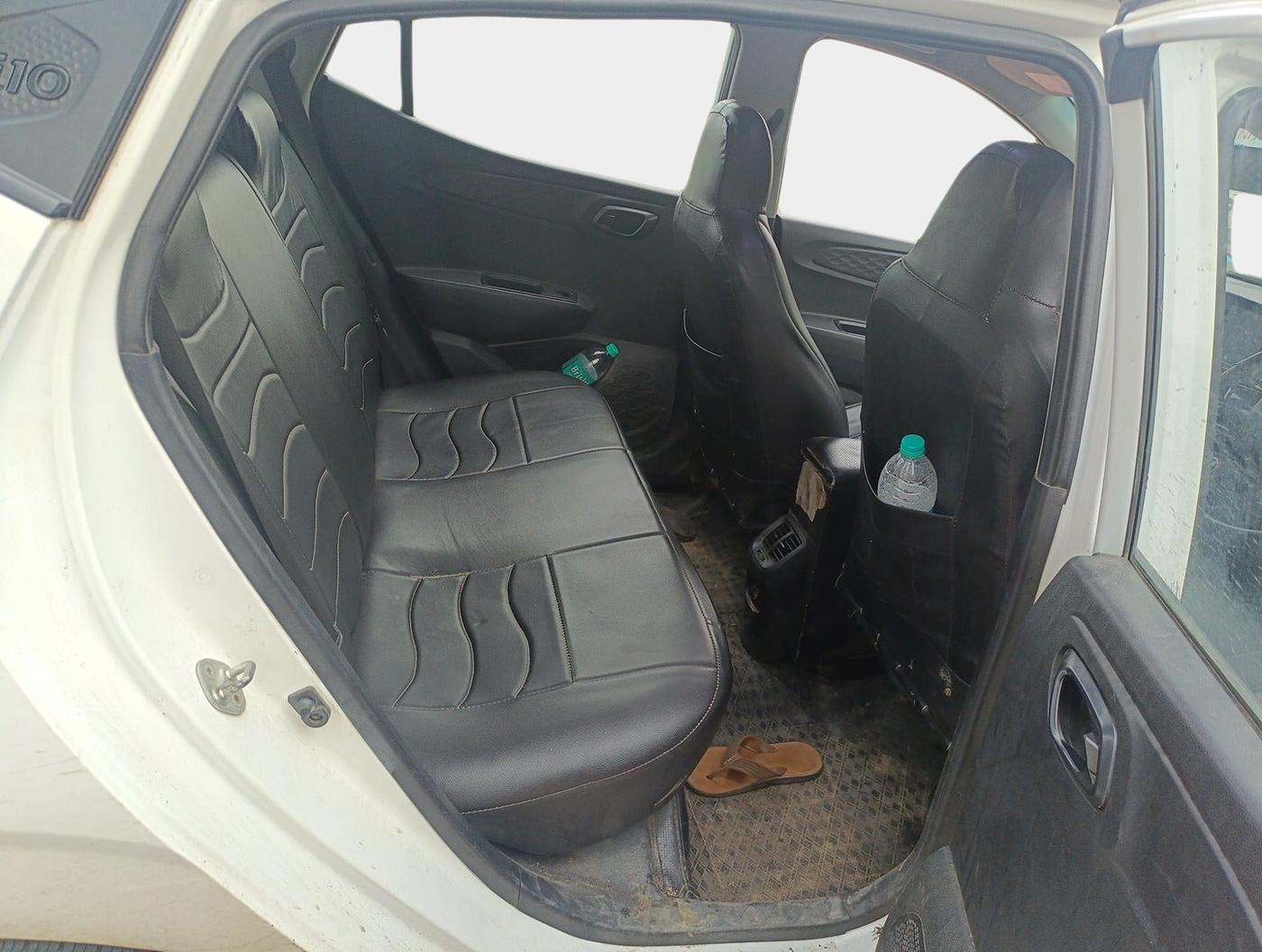 2019 Hyundai GRAND I10 NIOS SPORTZ 1.2 KAPPA VTVT DUAL TONE, Petrol, Manual, 1,35,180 km, interior