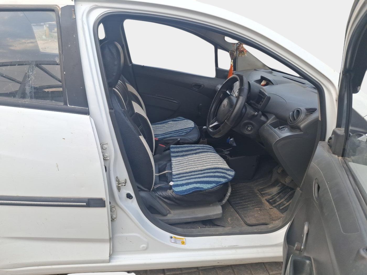 2010 Chevrolet Beat PS PETROL, Petrol, Manual, 70,402 km, interior
