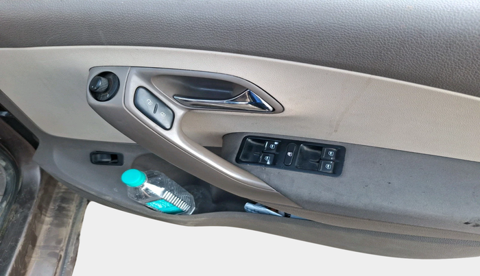 2015 Skoda Rapid 1.5 TDI CR ELEGANCE AT, Diesel, Automatic, 1,70,073 km, interior