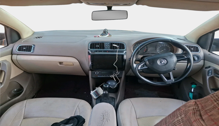 2015 Skoda Rapid 1.5 TDI CR ELEGANCE AT, Diesel, Automatic, 1,70,073 km, interior