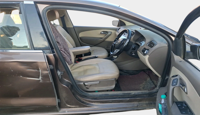 2015 Skoda Rapid 1.5 TDI CR ELEGANCE AT, Diesel, Automatic, 1,70,073 km, interior