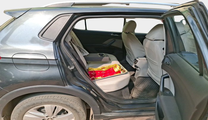 2022 Skoda KUSHAQ AMBITION 1.0L TSI AT, Petrol, Automatic, 72,197 km, interior