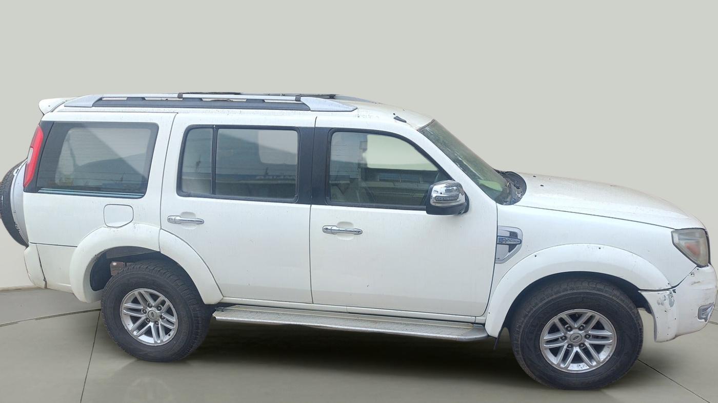 2011 Ford Endeavour 2.5L 4X2 MT, Diesel, Manual, 1,79,120 km, exterior