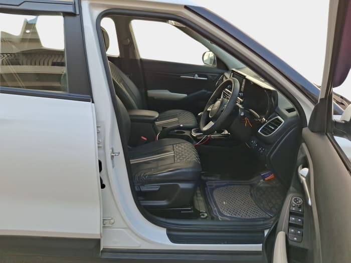 2022 KIA SELTOS HTK PLUS 1.5 IMT, Petrol, Manual, 32,846 km, interior