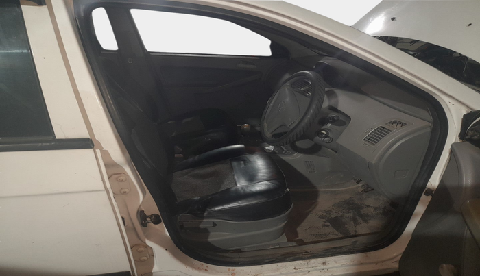 2010 Tata Indica Vista TERRA TDI, Diesel, Manual, 74,359 km, interior