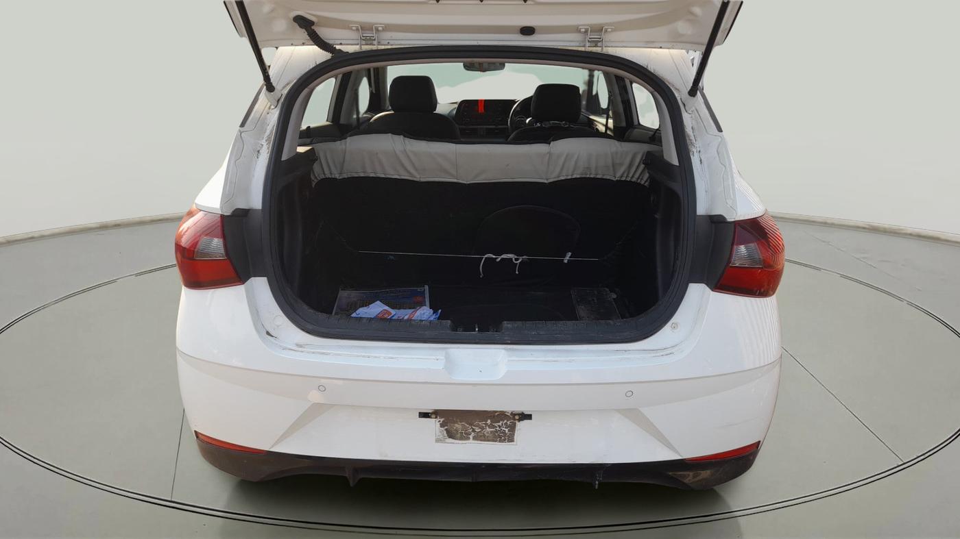 2022 Hyundai NEW I20 MAGNA 1.2 MT, Petrol, Manual, 56,604 km, exterior