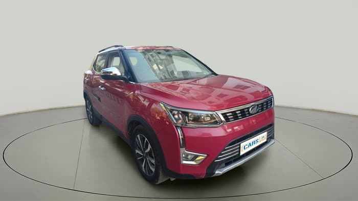 2021 Mahindra XUV300 W8 (O) 1.2 PETROL, Petrol, Manual, 60,941 km, exterior