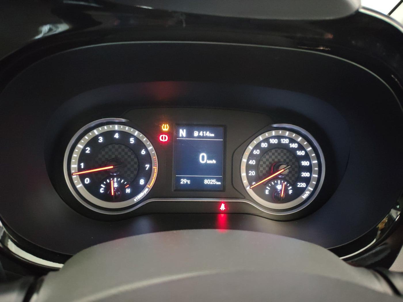 2023 Hyundai GRAND I10 NIOS SPORTZ AMT 1.2 KAPPA VTVT, Petrol, Automatic, 8,766 km, interior