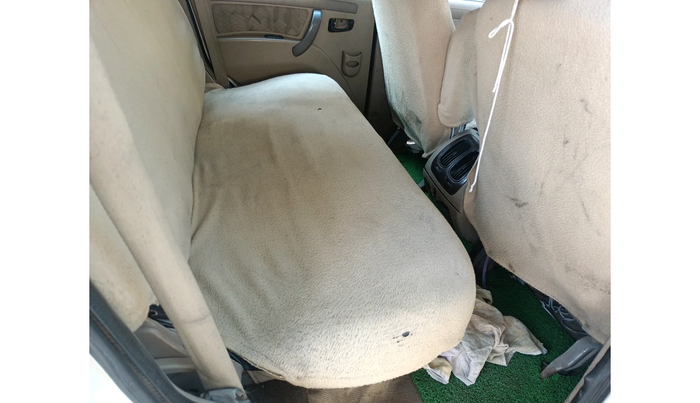 2010 Mahindra Scorpio VLX 2WD BS-III, Diesel, Manual, 89,241 km, interior