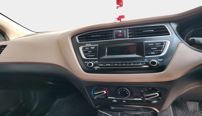 2019 Hyundai Elite i20 MAGNA PLUS 1.2, Petrol, Manual, 1,07,113 km, interior