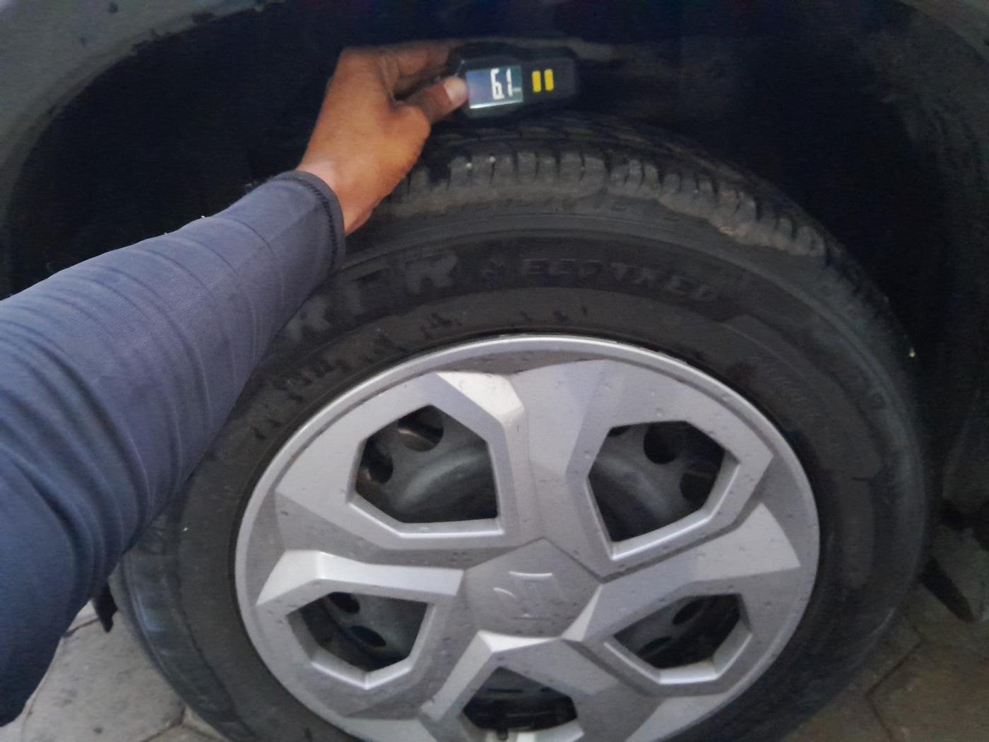 2024 Maruti BREZZA LXI, Petrol, Manual, 20,231 km, tyre