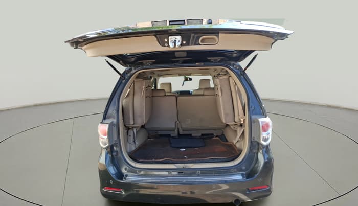 2014 Toyota Fortuner 3.0 4X2 AT, Diesel, Automatic, 1,24,015 km, exterior