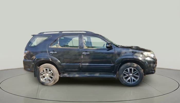 2014 Toyota Fortuner 3.0 4X2 AT, Diesel, Automatic, 1,24,015 km, exterior