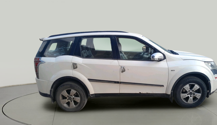 2013 Mahindra XUV500 W8, Diesel, Manual, 84,342 km, exterior