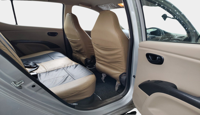 2016 Hyundai i10 MAGNA 1.1, Petrol, Manual, 42,402 km, interior