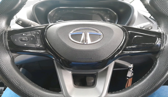 2023 Tata NEXON XM PLUS SUNROOF PETROL, Petrol, Manual, 24,635 km, interior