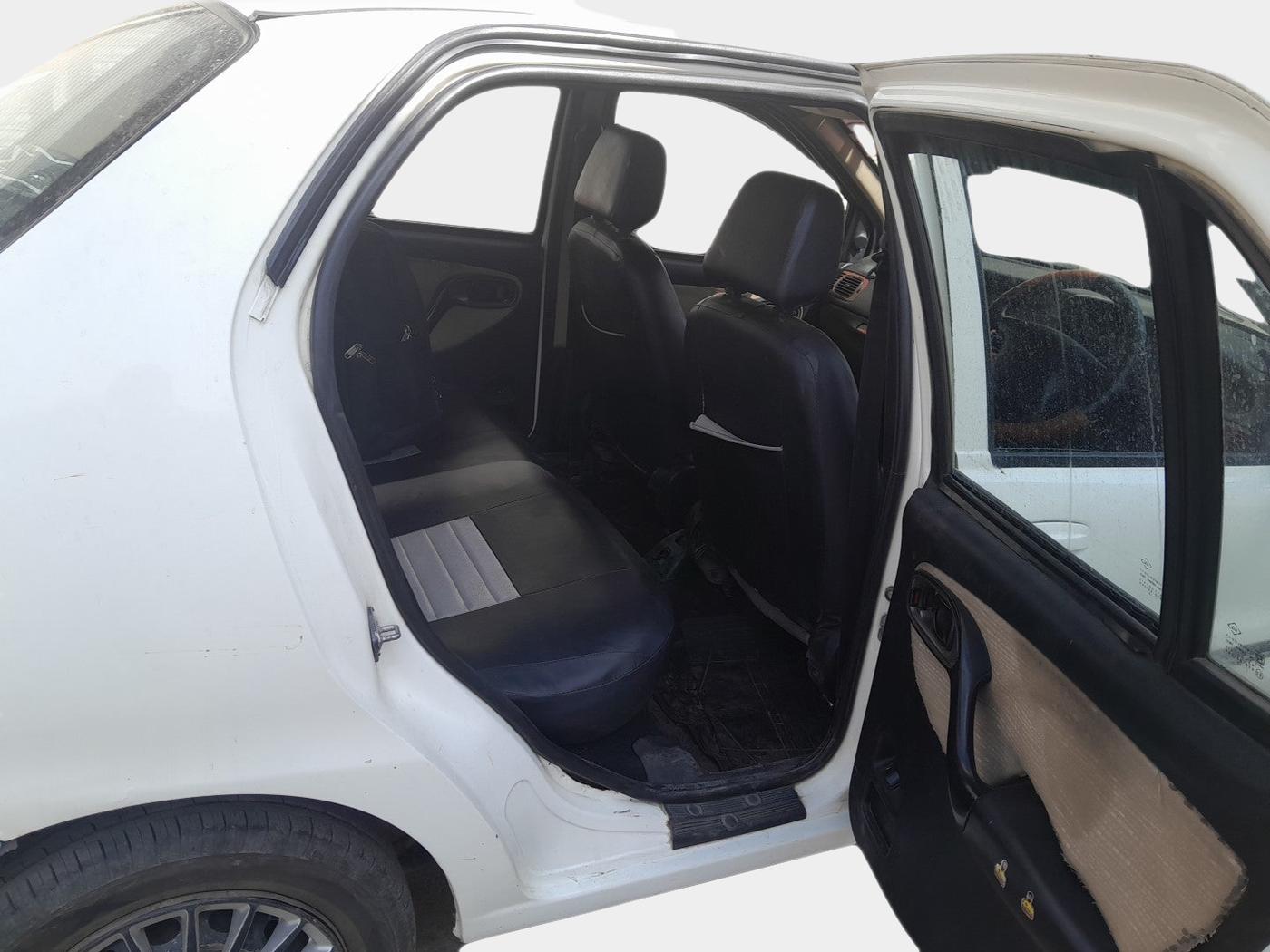 2015 Tata Indigo ECS LX TDI, Diesel, Manual, 2,45,435 km, interior
