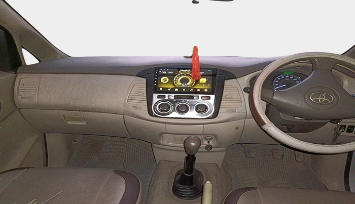 2012 Toyota Innova 2.5 G2 7STR, Diesel, Manual, 80,218 km, interior