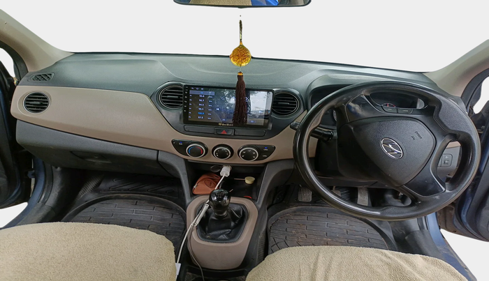 2016 Hyundai Xcent BASE 1.1, Diesel, Manual, 1,14,253 km, interior