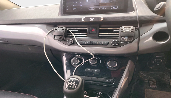 2020 Tata NEXON XM PETROL, Petrol, Manual, 56,249 km, interior