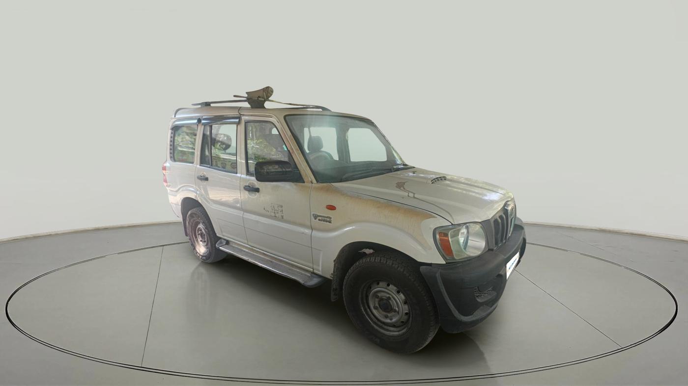 2013 Mahindra Scorpio LX BS-III, Diesel, Manual, 2,39,528 km, exterior