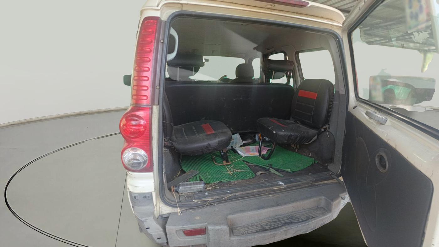 2013 Mahindra Scorpio LX BS-III, Diesel, Manual, 2,39,528 km, exterior