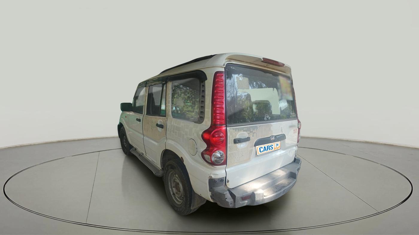 2013 Mahindra Scorpio LX BS-III, Diesel, Manual, 2,39,528 km, exterior