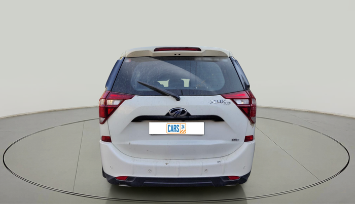 2021 Mahindra XUV500 W9, Diesel, Manual, 27,208 km, exterior